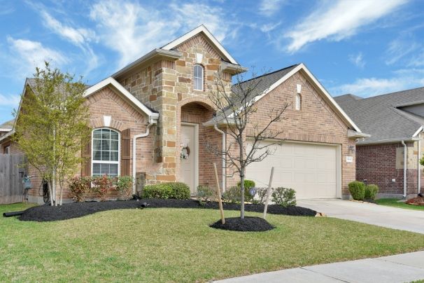 https://www.searchallproperties.com/new-construction/TheUltimateTeam/New+Construction-1071256